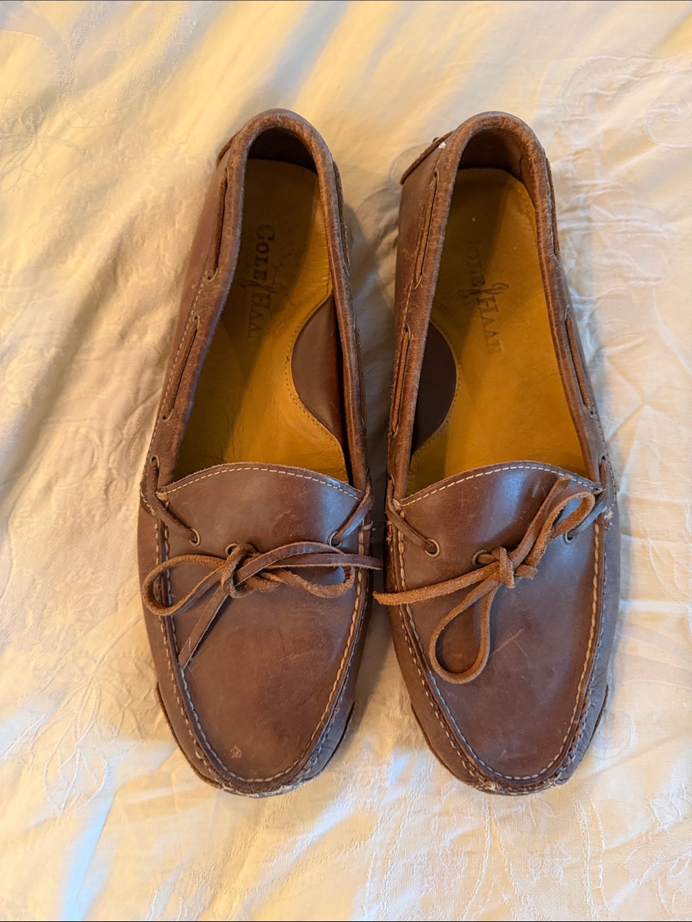 Cole Haan Men’s Brown Leather Boat Shoes with Lace Tie size 9